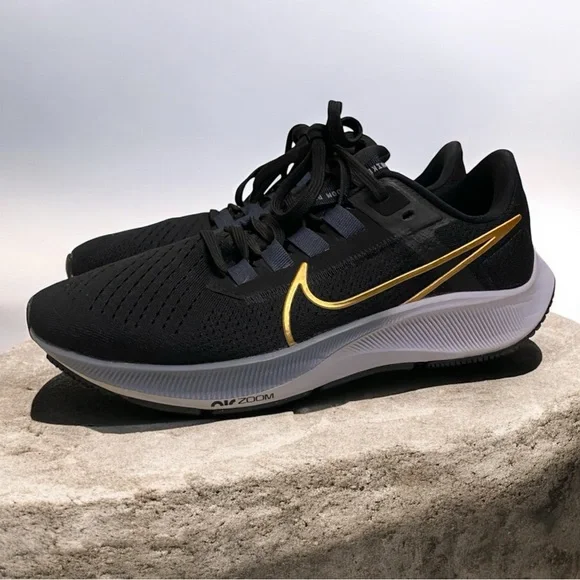 Nike Air Zoom Pegasus 38 'Black Metallic Gold Coin' CW7358-004 Women’s Size 9 - Picture 1 of 16